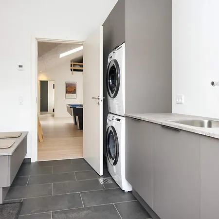 5 Star In Ansager-by Traum *